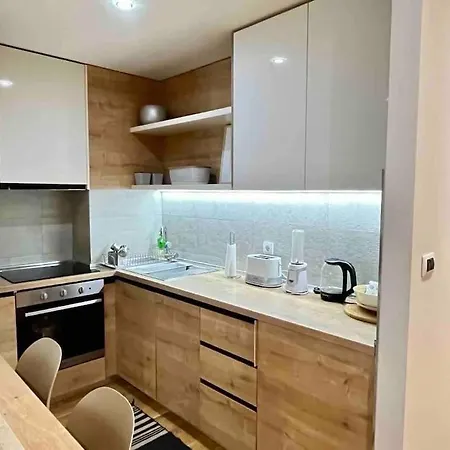 38 - Modern In Appartement *